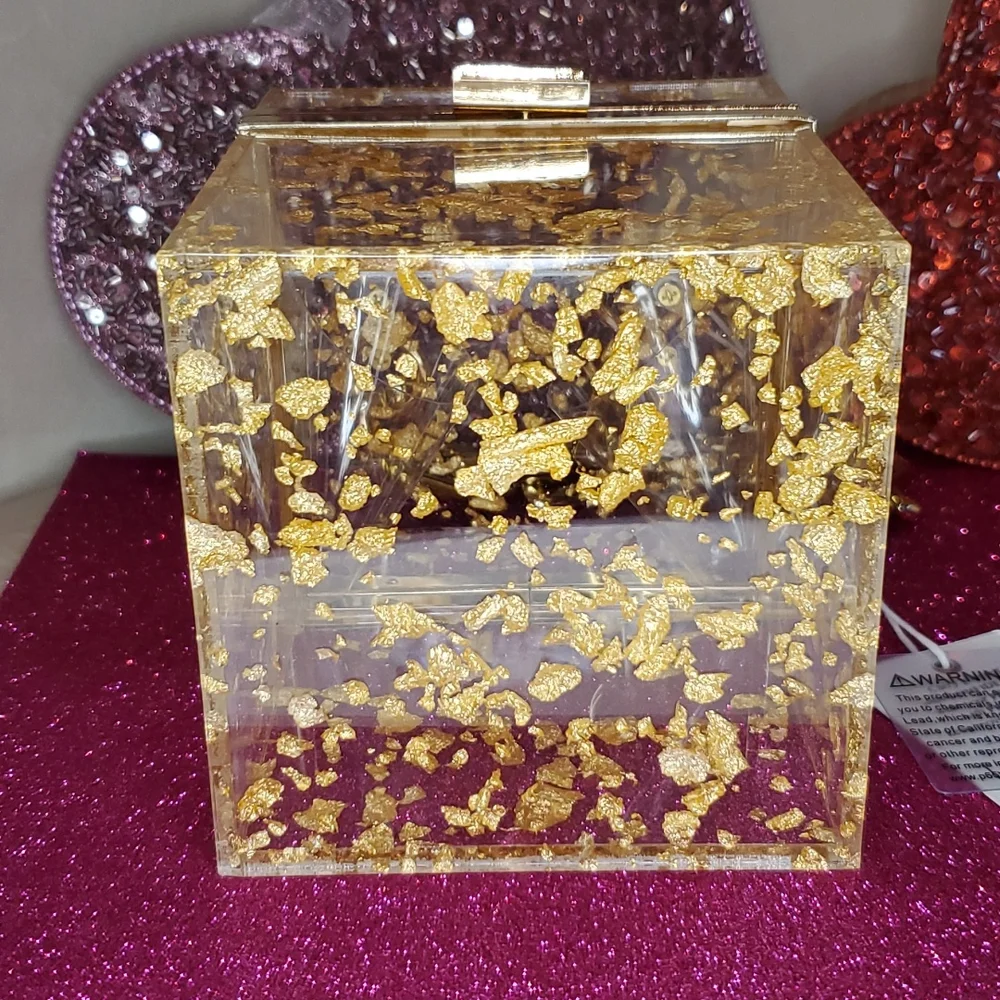 🎉HP🎉Urban Expressions 💜NWT💜 Acrylic Gold Foil Box Bag & Gold Chain Handle! - Picture 9 of 15